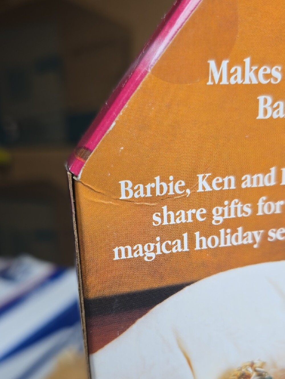 Barbie Pink and Gold Special Collection  Holiday Presents Gift Set 1998 - Picture 11 of 13